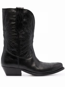 Low Wish Star Boots In Black